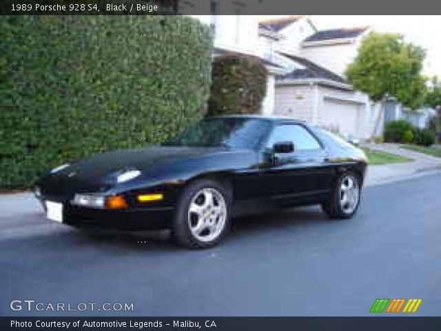 1989 Porsche 928 S4 in Black