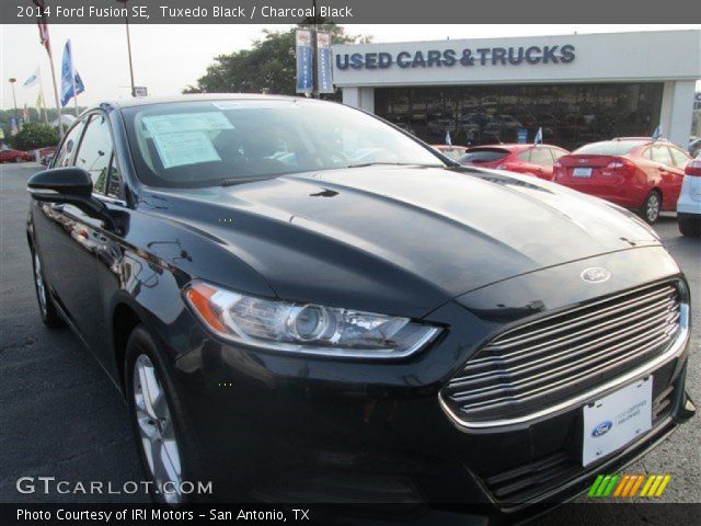 2014 Ford Fusion SE in Tuxedo Black