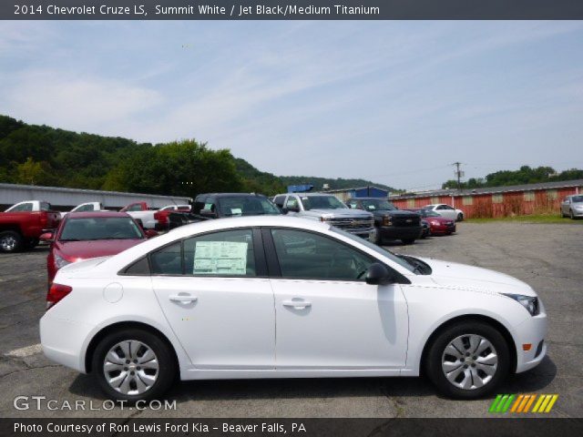 2014 Chevrolet Cruze LS in Summit White