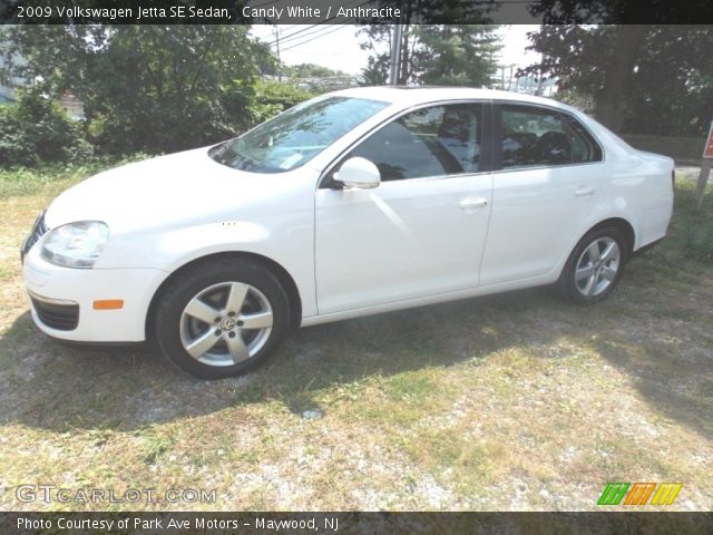 2009 Volkswagen Jetta SE Sedan in Candy White