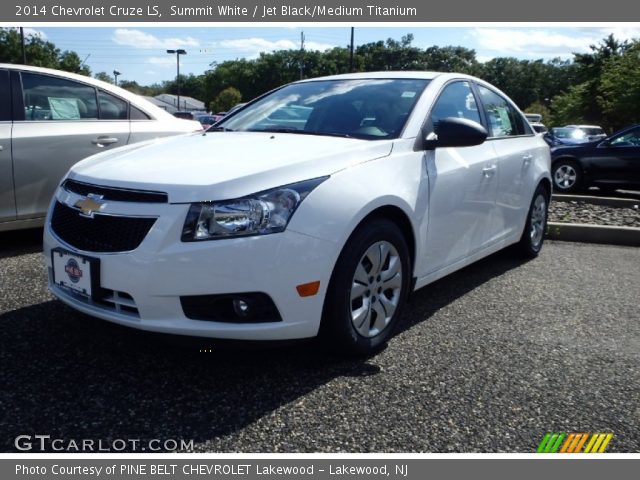 2014 Chevrolet Cruze LS in Summit White