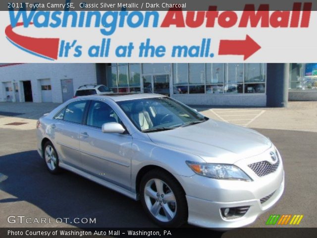 2011 Toyota Camry SE in Classic Silver Metallic