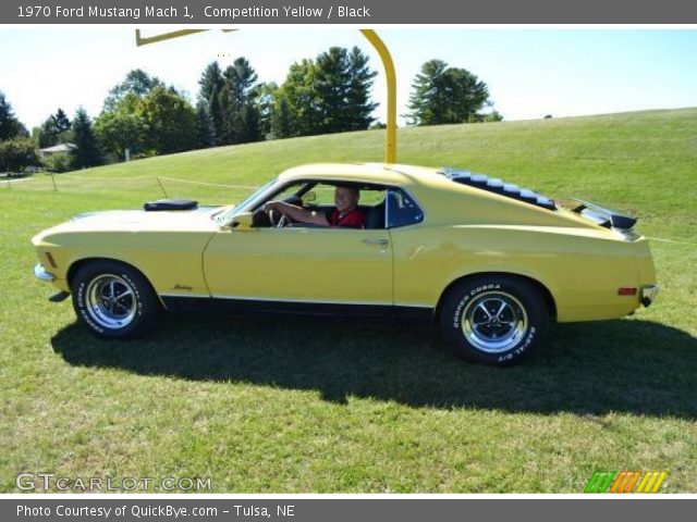 1970 Ford Mustang Mach 1 in Competition Yellow