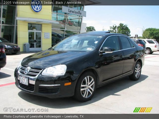 2005 Volkswagen Jetta 2.5 Sedan in Black