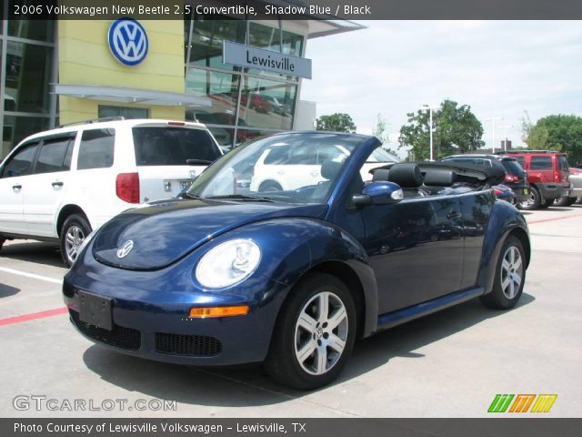 2006 Volkswagen New Beetle 2.5 Convertible in Shadow Blue