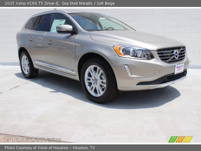 2015 Volvo XC60 T5 Drive-E in Sea Shell Metallic