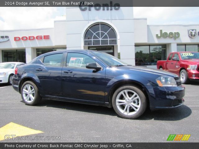 2014 Dodge Avenger SE in True Blue Pearl