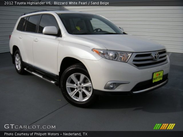 2012 Toyota Highlander V6 in Blizzard White Pearl