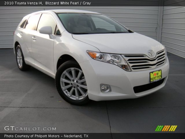 2010 Toyota Venza I4 in Blizzard White Pearl
