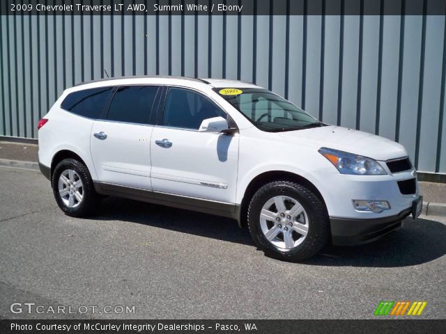 2009 Chevrolet Traverse LT AWD in Summit White