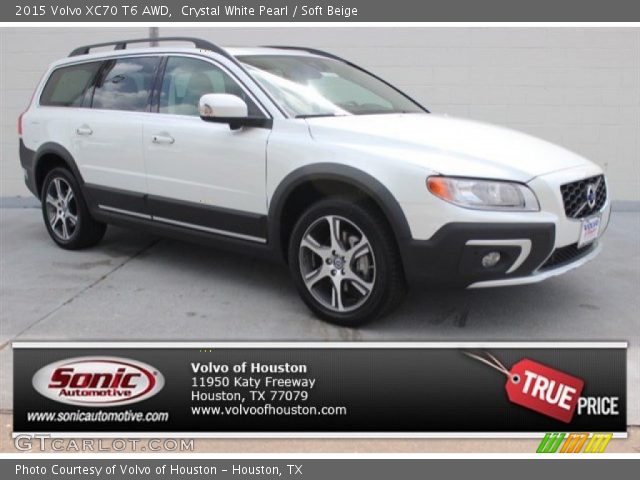 2015 Volvo XC70 T6 AWD in Crystal White Pearl