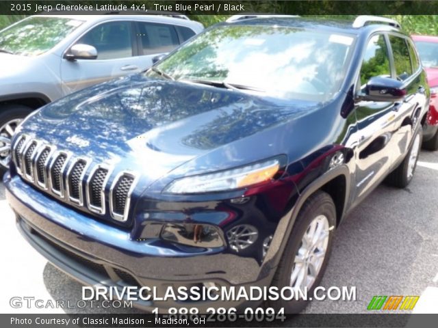 2015 Jeep Cherokee Latitude 4x4 in True Blue Pearl