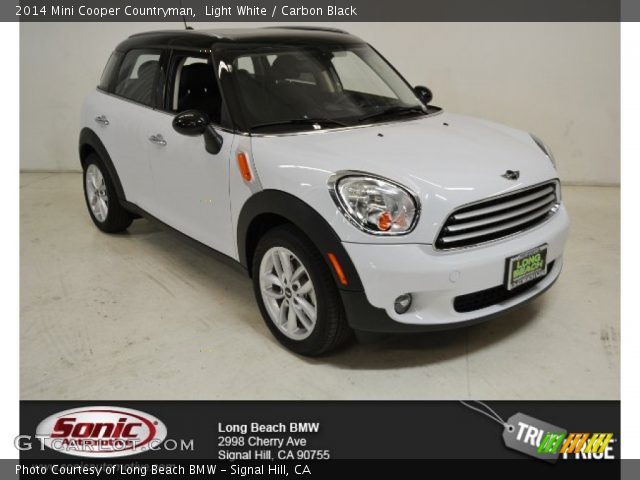 2014 Mini Cooper Countryman in Light White