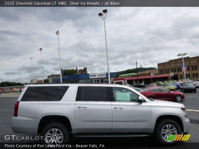 2015 Chevrolet Suburban LT 4WD in Silver Ice Metallic
