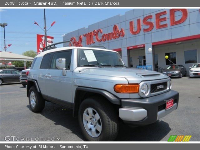 2008 Toyota FJ Cruiser 4WD in Titanium Metallic