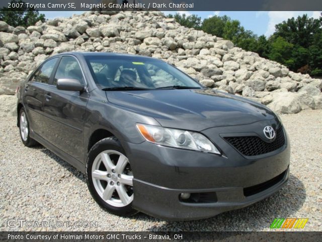 2007 Toyota Camry SE in Magnetic Gray Metallic