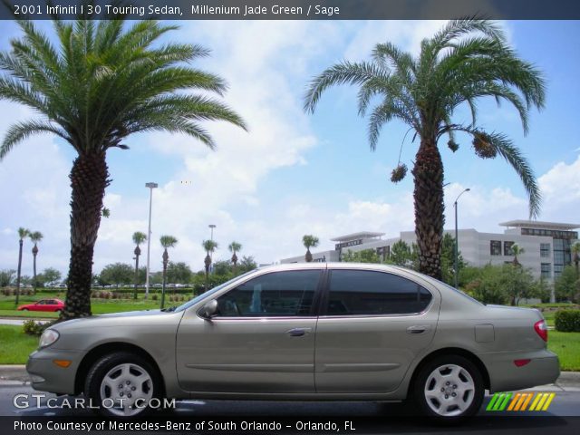2001 Infiniti I 30 Touring Sedan in Millenium Jade Green