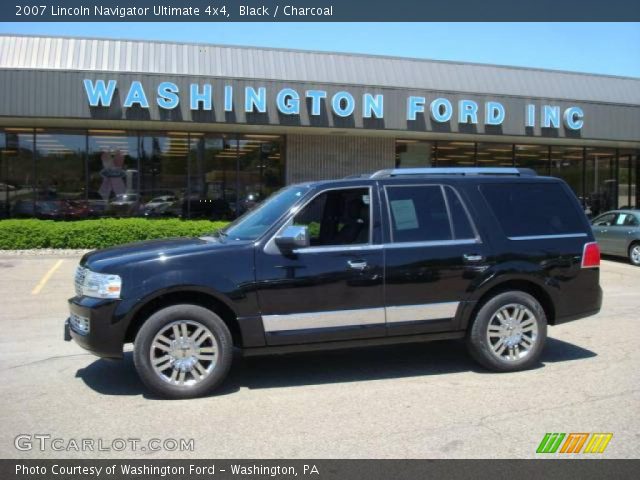 2007 Lincoln Navigator Ultimate 4x4 in Black