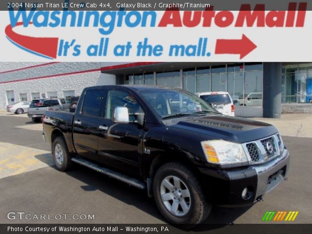 2004 Nissan Titan LE Crew Cab 4x4 in Galaxy Black
