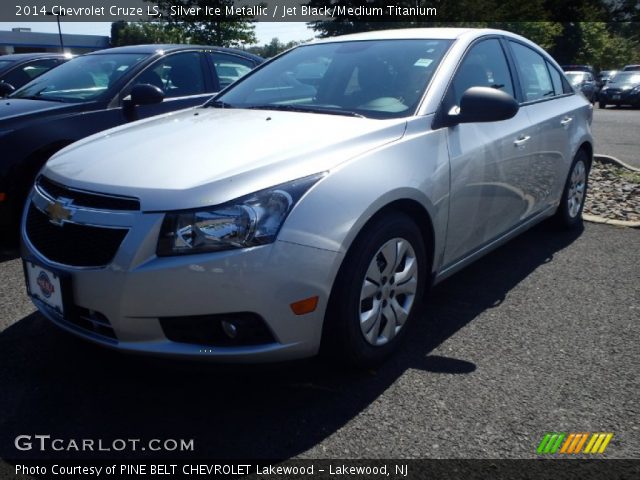 2014 Chevrolet Cruze LS in Silver Ice Metallic