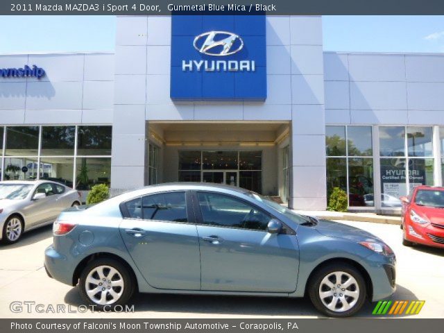 2011 Mazda MAZDA3 i Sport 4 Door in Gunmetal Blue Mica