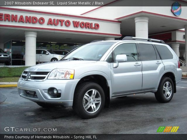 2007 Mitsubishi Endeavor SE in Liquid Silver Metallic
