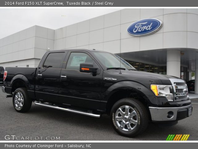 2014 Ford F150 XLT SuperCrew in Tuxedo Black