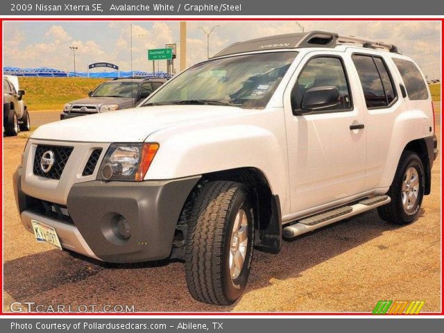 2009 Nissan Xterra SE in Avalanche White