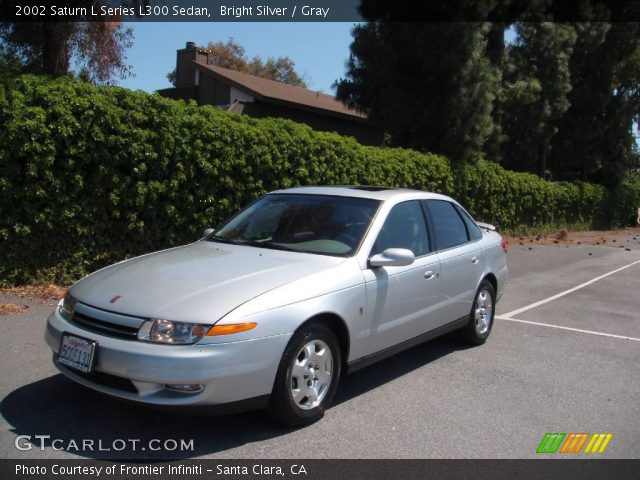 2002 Saturn L Series L300 Sedan in Bright Silver