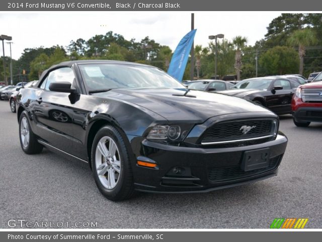 2014 Ford Mustang V6 Convertible in Black