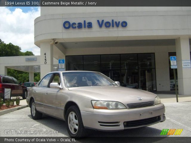 1994 Lexus ES 300 in Cashmere Beige Metallic