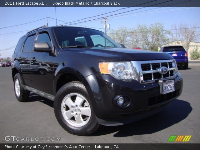 2011 Ford Escape XLT in Tuxedo Black Metallic