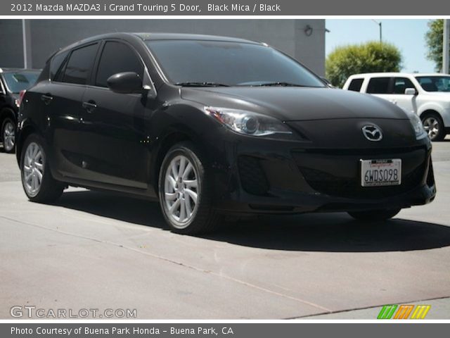 2012 Mazda MAZDA3 i Grand Touring 5 Door in Black Mica