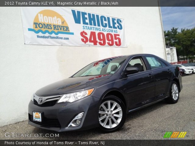 2012 Toyota Camry XLE V6 in Magnetic Gray Metallic