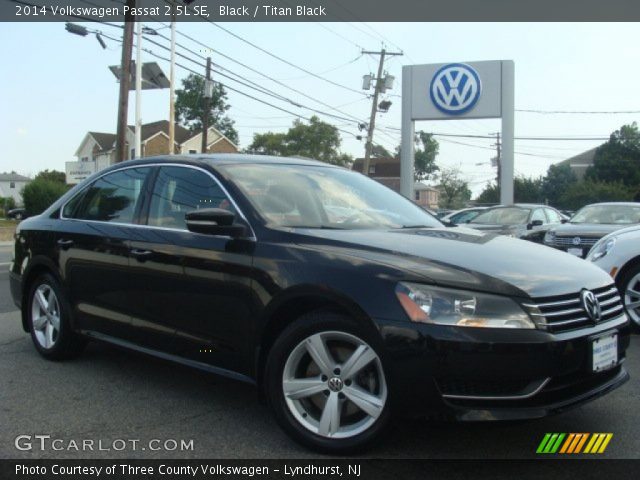 2014 Volkswagen Passat 2.5L SE in Black