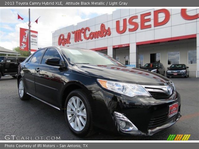 2013 Toyota Camry Hybrid XLE in Attitude Black Metallic