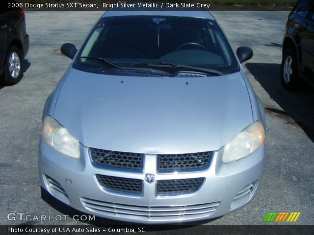 2006 Dodge Stratus SXT Sedan in Bright Silver Metallic