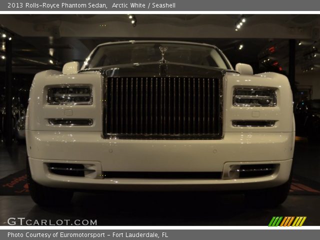 2013 Rolls-Royce Phantom Sedan in Arctic White