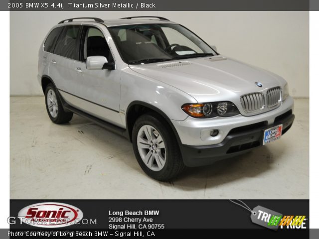 2005 BMW X5 4.4i in Titanium Silver Metallic