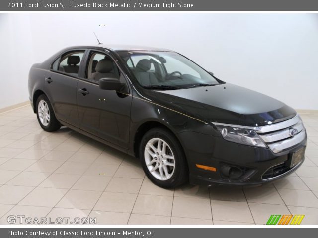 2011 Ford Fusion S in Tuxedo Black Metallic