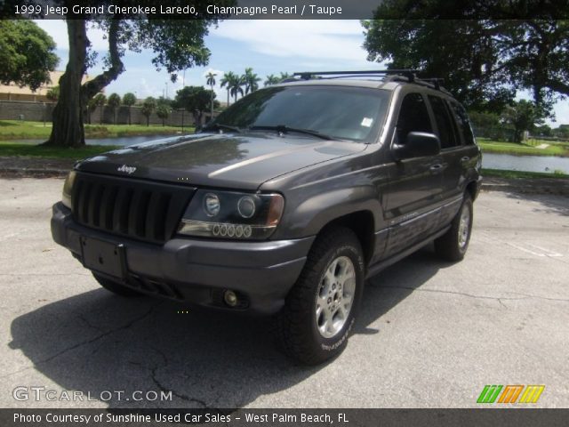 1999 Jeep Grand Cherokee Laredo in Champagne Pearl