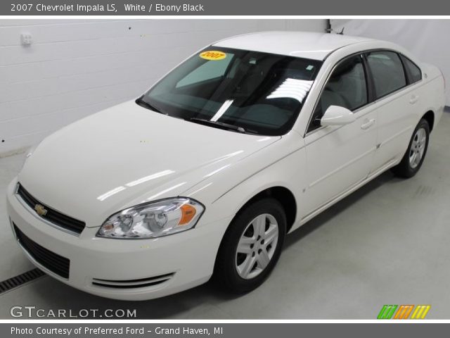 2007 Chevrolet Impala LS in White