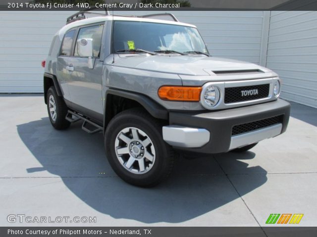 2014 Toyota FJ Cruiser 4WD in Cement Gray