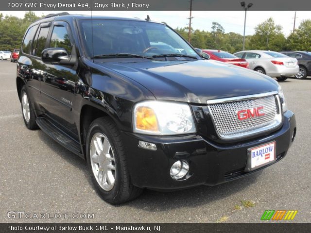 2007 GMC Envoy Denali 4x4 in Onyx Black
