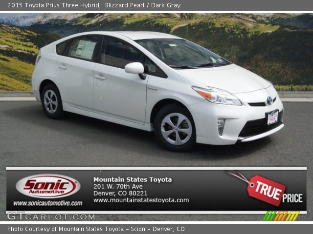 2015 Toyota Prius Three Hybrid in Blizzard Pearl