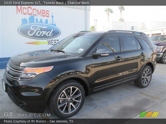 2015 Ford Explorer XLT in Tuxedo Black