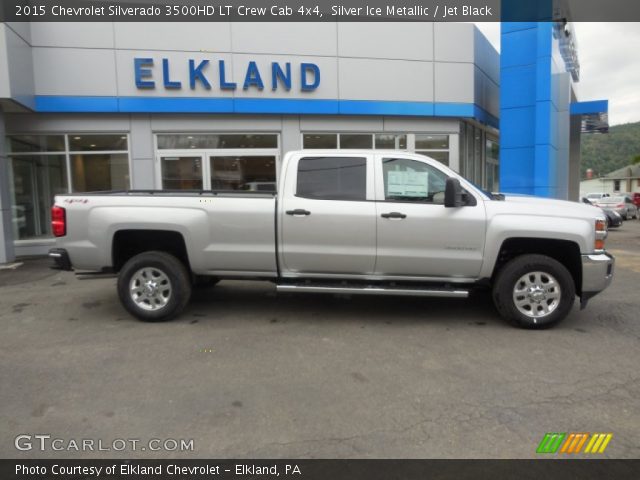 2015 Chevrolet Silverado 3500HD LT Crew Cab 4x4 in Silver Ice Metallic