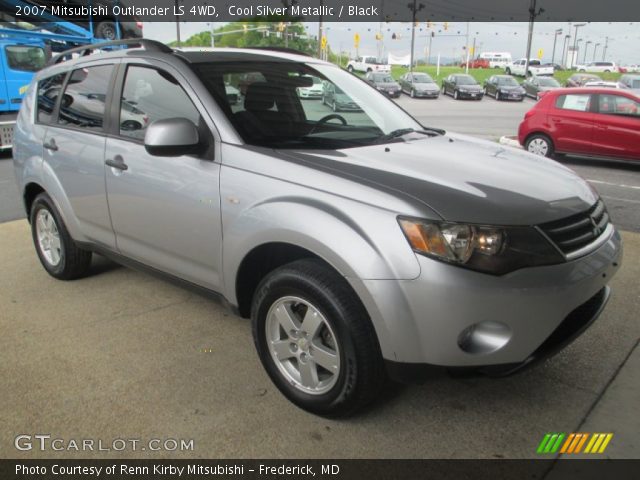 2007 Mitsubishi Outlander LS 4WD in Cool Silver Metallic
