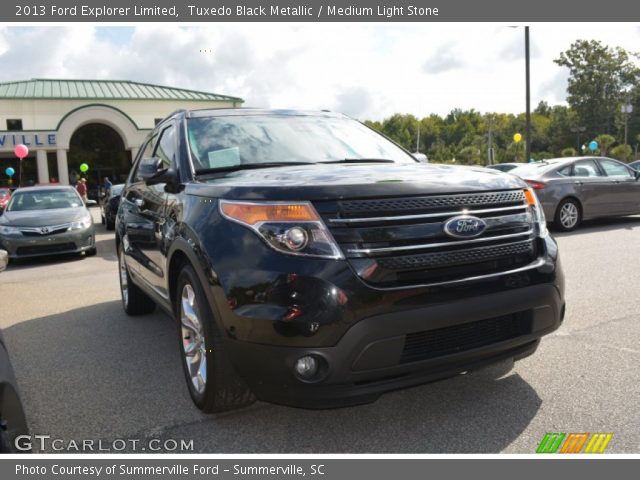 2013 Ford Explorer Limited in Tuxedo Black Metallic