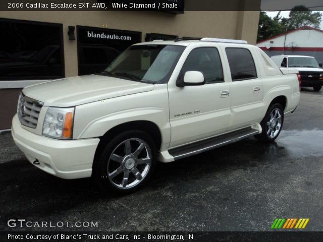 2006 Cadillac Escalade EXT AWD in White Diamond